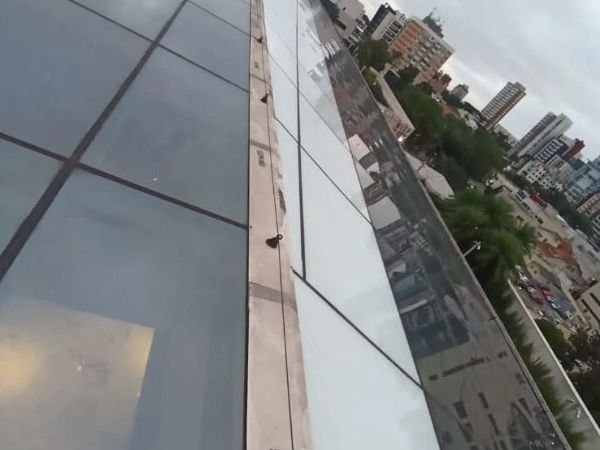 Instalação de película refletiva em Aracaju